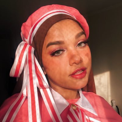 Profile Picture of Saima (@saimasmileslike) on Twitter
