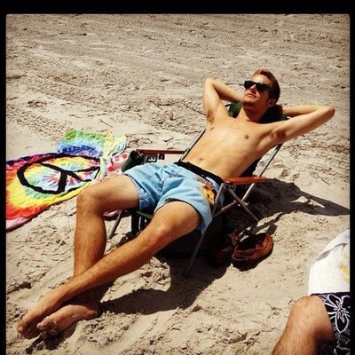 Profile Picture of Robert Vandivier (@Goldilocks324) on Twitter
