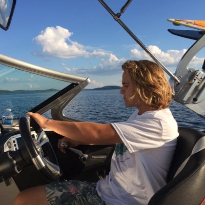 Profile Picture of Charles Levesque (@Charleyydawg) on Twitter