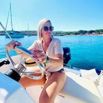 Profile Picture of Delphine Martin (@martinfien) on Instagram