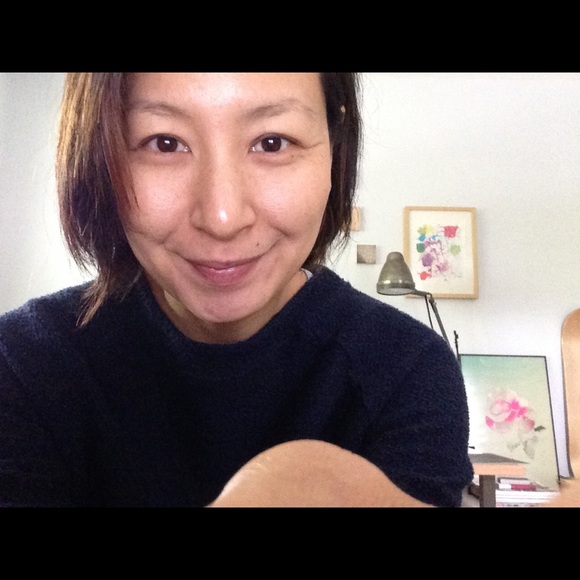 Profile Picture of Lucy Adler (@loosynyc) on Poshmark