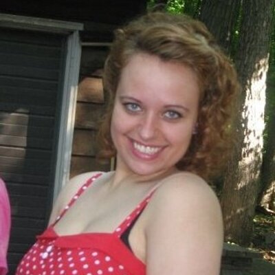 Profile Picture of Amie Connor (@Amie_C_Connor) on Twitter