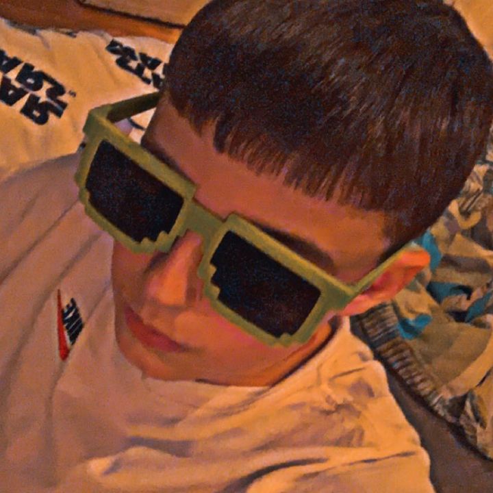 Profile Picture of maxriche (@littleboymax573) on Tiktok