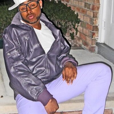Profile Picture of Ken Hefner (@KenHefForever) on Twitter