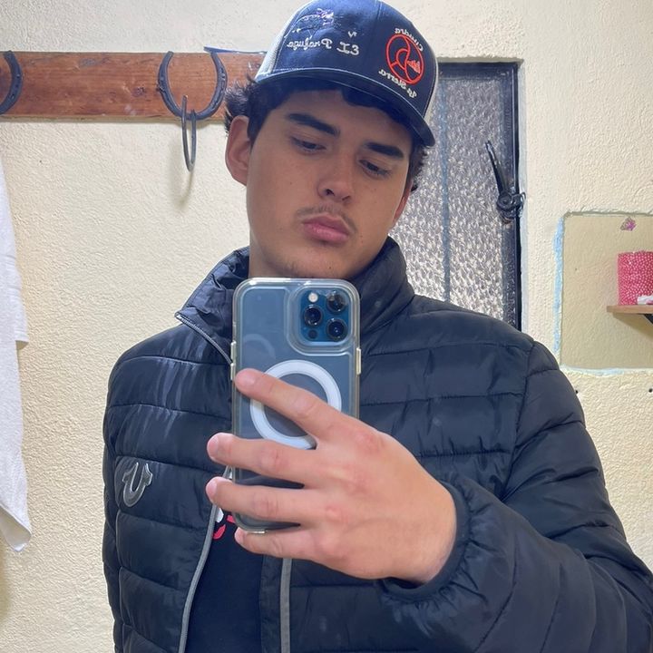 Profile Picture of adrian (@adrianhercor) on Tiktok