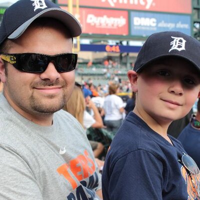 Profile Picture of Dustin Sober (@dustinsober) on Twitter