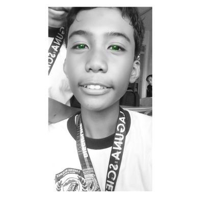 Profile Picture of Neil Framcis (@fabulous_noel) on Twitter