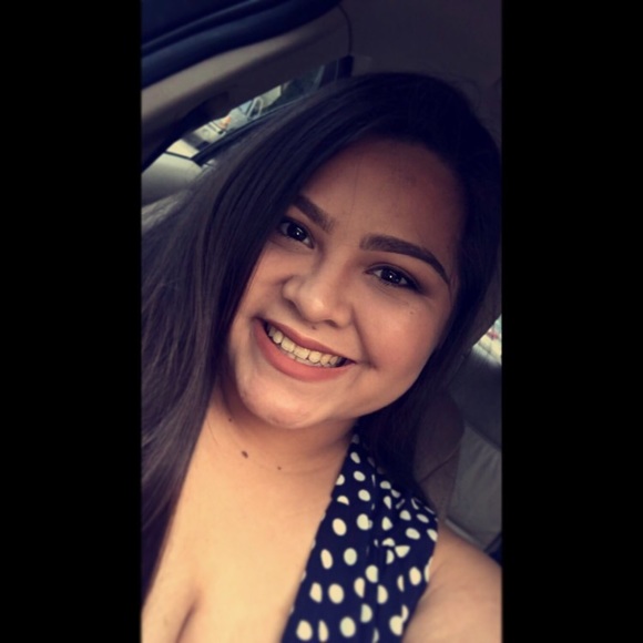 Profile Picture of Keylin Jimenez (@keylingraciela) on Poshmark