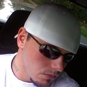 Profile Picture of Raymond English (@renglish85) on Myspace