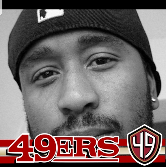 Profile Picture of Tonid Dogan (@tonud) on Poshmark