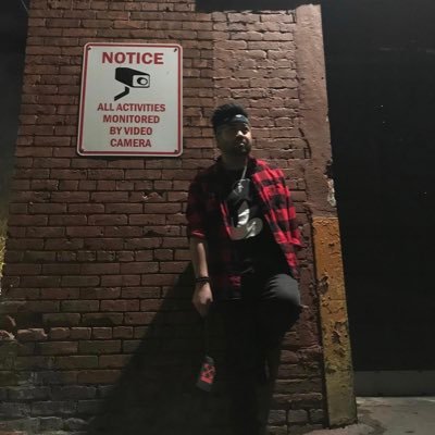 Profile Picture of James Santos (@JamesLeonS) on Twitter