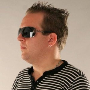 Andyleon - Myspace Profile Picture of Andyleon (@andyleon) on Myspace