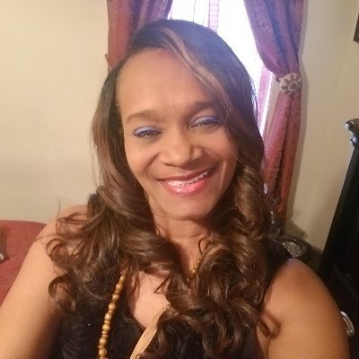 Profile Picture of Angela D. Hutchinson (@angeleyes55) on Twitter