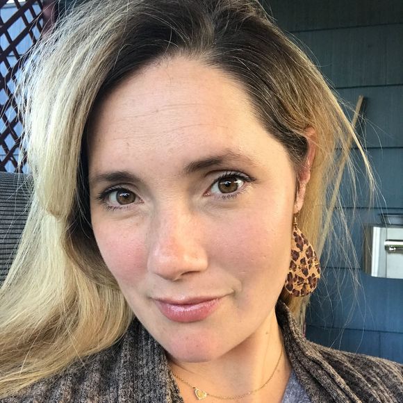 Kristyn d Puntenney - Poshmark Profile Picture of Kristyn d Puntenney (@kpuntenney) on Poshmark