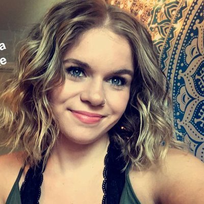 Profile Picture of Lacey Clark (@itsLaceyClark) on Twitter