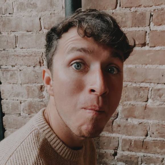 Profile Picture of Devin Gonzales (@dev_the_guy) on Poshmark