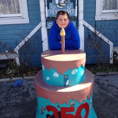 Profile Picture of Max Brewer (@maxbrewer7) on Twitter