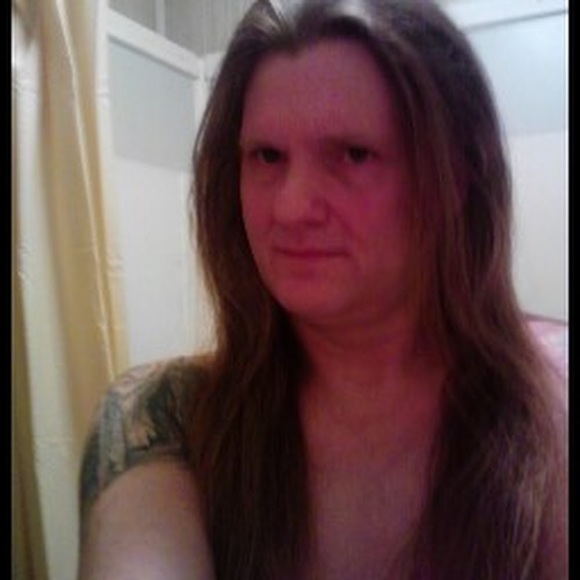 Profile Picture of Chris Woolf sr (@woolf369) on Poshmark