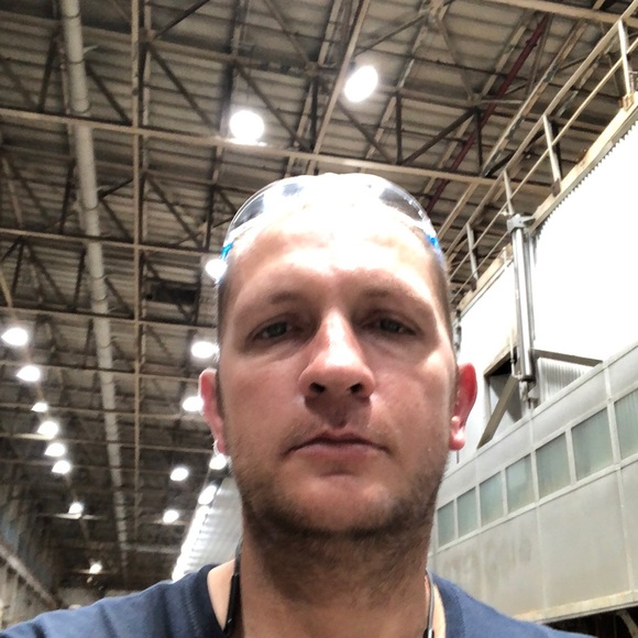 Profile Picture of David Mcvea (@damcvea) on Poshmark
