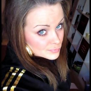 Profile Picture of Justine (@justinehl) on Myspace