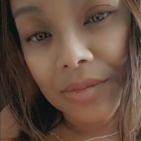 Profile Picture of Kai Luvert (@kluvert2018) on Poshmark