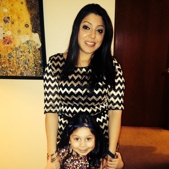 Profile Picture of Shamaila Khan (@shamy84) on Poshmark