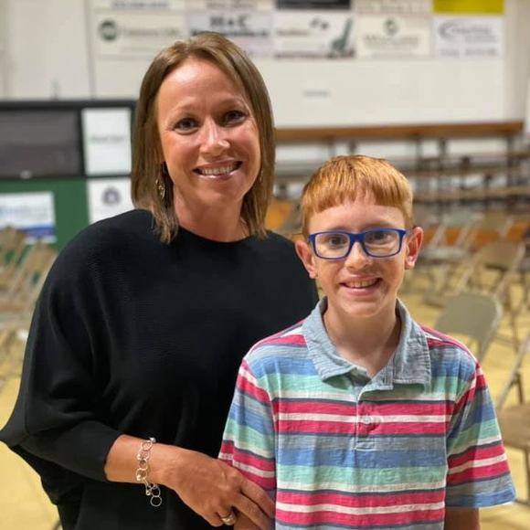 Amanda Carawan - Poshmark Profile Picture of Amanda Carawan (@farmallnc) on Poshmark