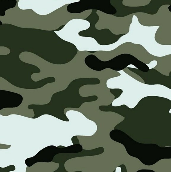 Profile Picture of Joshua Green (@novobate) on Poshmark