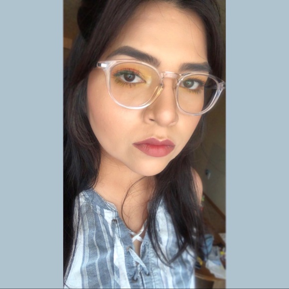 Profile Picture of Cameo Wehbe (@cameow11) on Poshmark