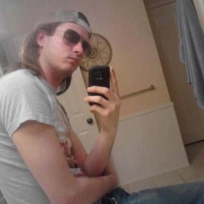 Profile Picture of Michael Hellman (@mikedaddynuts) on Twitter
