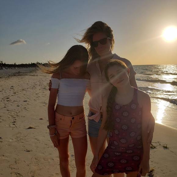 Profile Picture of Peg Ormond (@sunshine_0776) on Poshmark