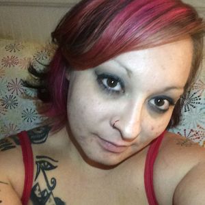 Profile Picture of Vanessa Tarin (@vanessa.tarin) on Myspace