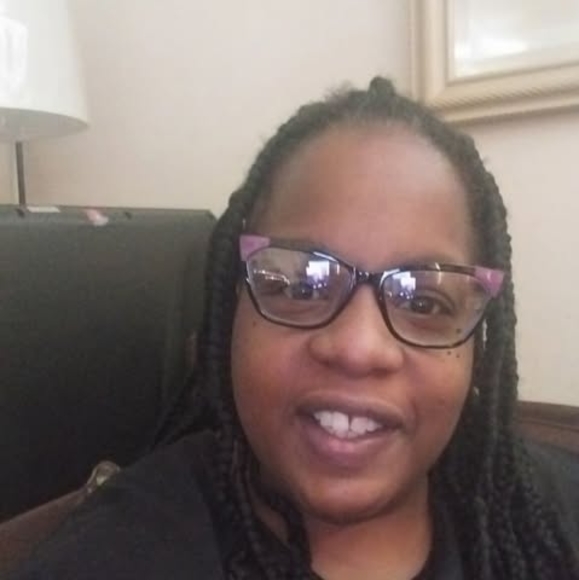 Profile Picture of Sherika Speller (@sspeller86) on Poshmark