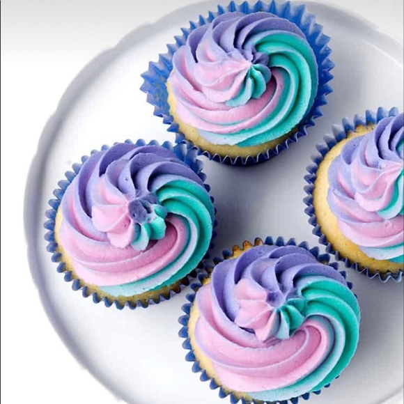 Shelby Humphreys - Poshmark Profile Picture of Shelby Humphreys (@shelbyhumphr537) on Poshmark