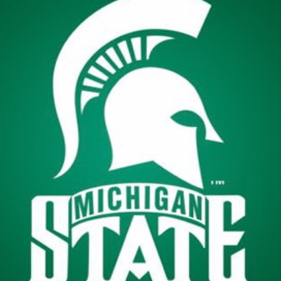 Profile Picture of Andrea Colombo (@acolombo97) on Poshmark