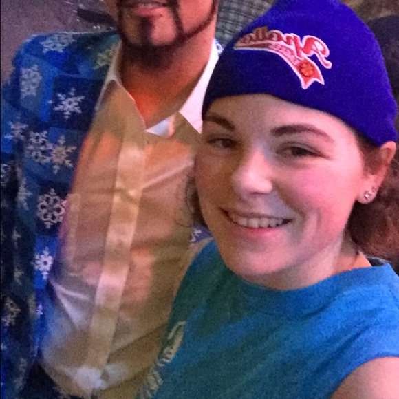 Profile Picture of Sam Haug (@haugs09) on Poshmark