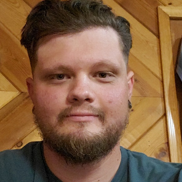 Profile Picture of Michael Hale (@imelah) on Poshmark