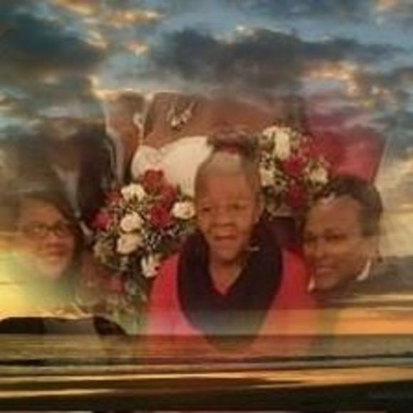 Profile Picture of Francine Dorrough (@dorroughf) on Poshmark