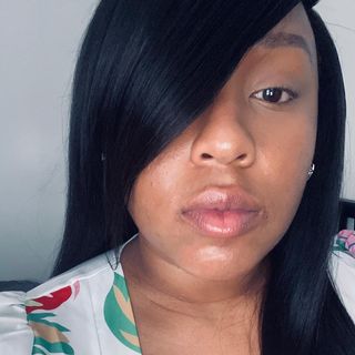 Profile Picture of Alina Boyd (Alina Boyd) (@alina.boyd) on Facebook