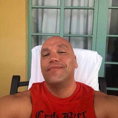 Profile Picture of Dave Leadstrom (@shock_dizzle) on Twitter