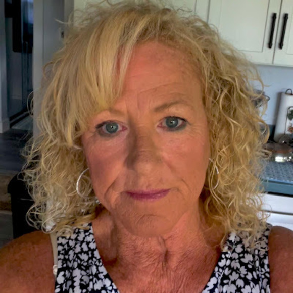 Profile Picture of Catherine Coffey (@coffey85353) on Poshmark