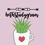 Profile Picture of 🌻E L I Z A B E T H🌻 (@bethstudygram) on Instagram