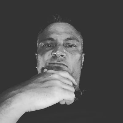 Profile Picture of Brett Magee (@ybrett23) on Twitter