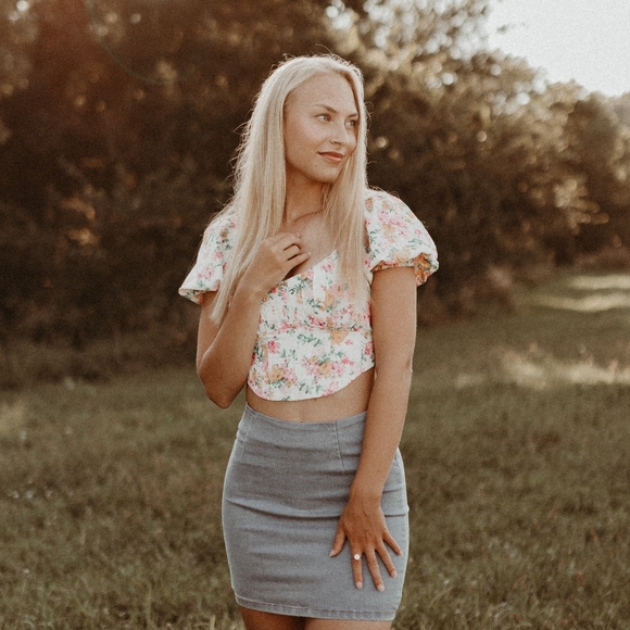 Profile Picture of Adyson Krupka (@adysonkrupka07) on Poshmark