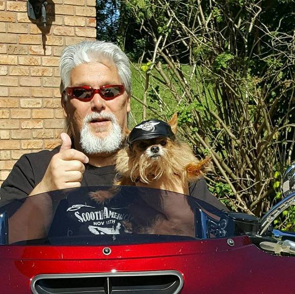 Profile Picture of Tony Lanza (@lanzass) on Poshmark