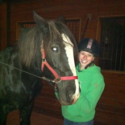 Profile Picture of Nicole Buss (@nicolelbuss) on Twitter