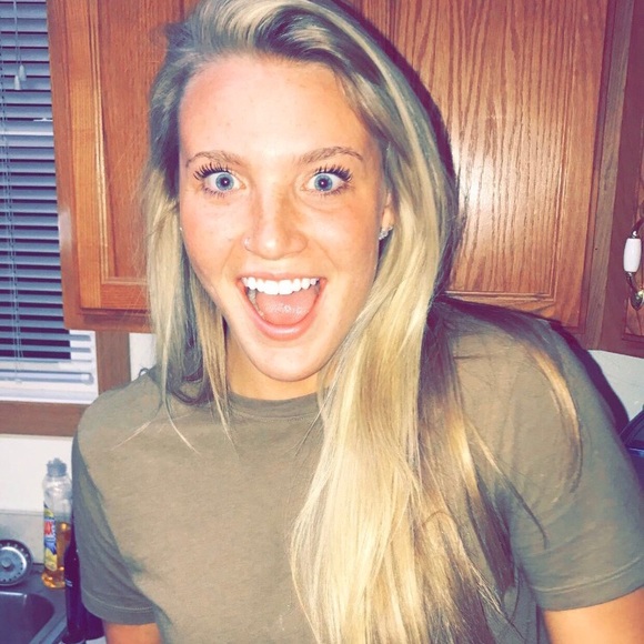 Profile Picture of Alyssa Kopp (@kopp_15) on Poshmark