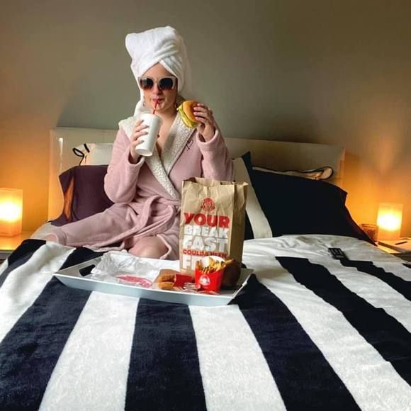 Profile Picture of Mackenzie Cline (@mackenziefine) on Poshmark