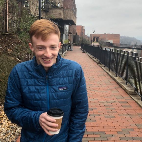 Profile Picture of John Ahalt (@johnahalt) on Poshmark