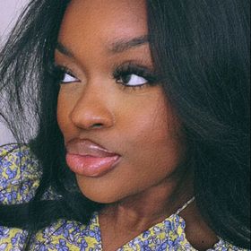 Profile Picture of zi (@myluv4zi) on Pinterest